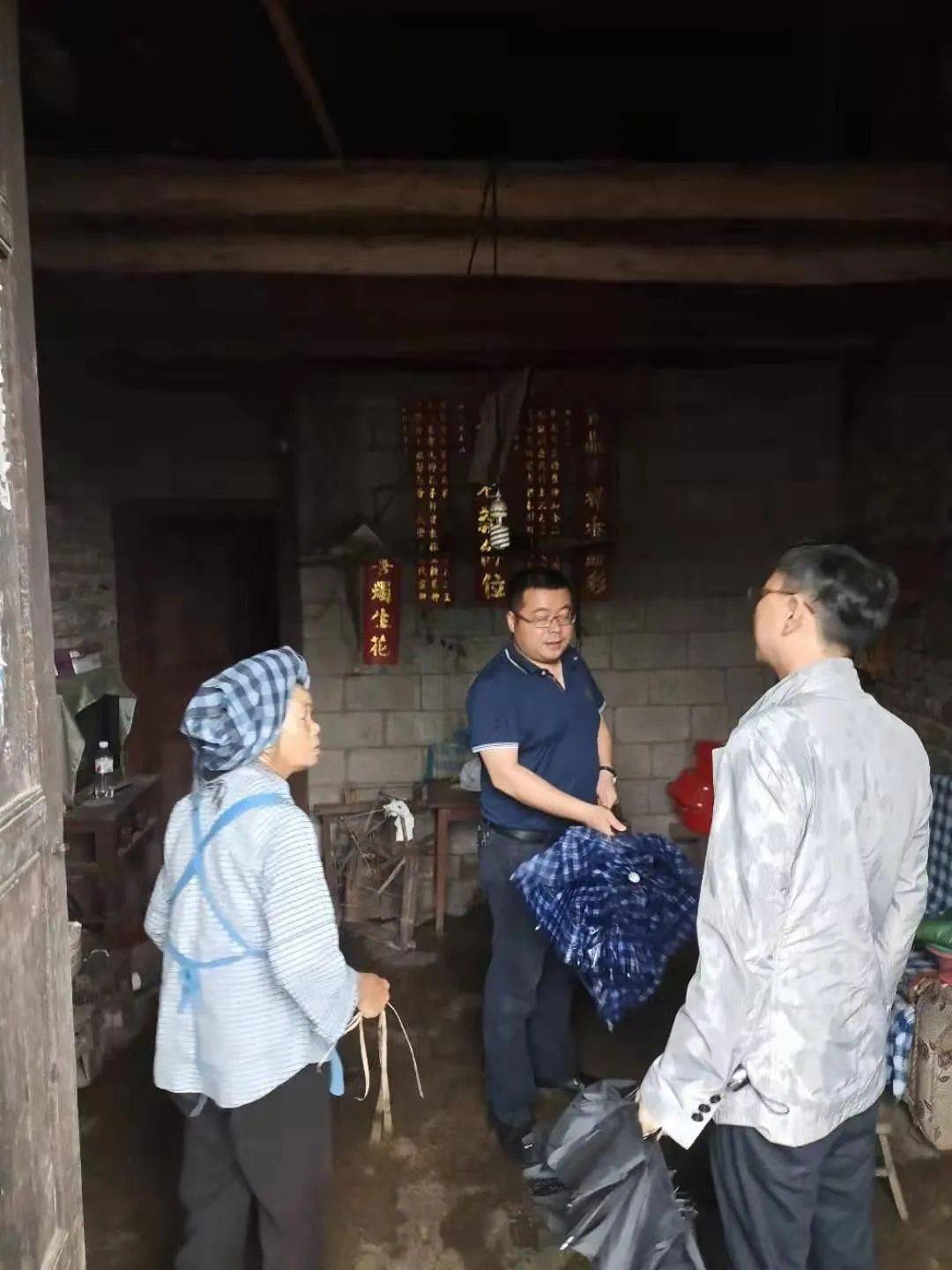 马厂镇积极开展洪涝灾害生产自救工作