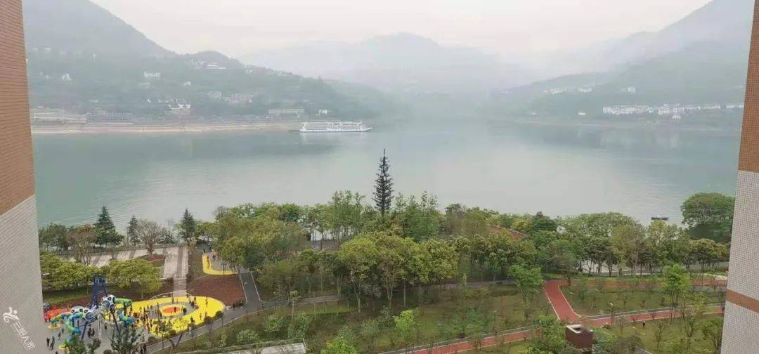 描述:北城新区两江未来城洋房,清水房,带子母车位,业主急售.