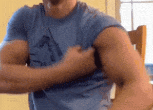 臂只见肌肉男们纷纷而肌肉男们也不会错过这个机会▼为什么非要脱衣服