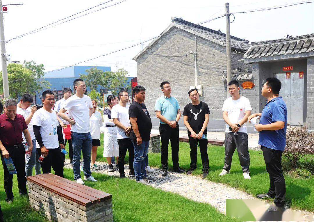 昌荣镇领导介绍,下一步盐北村将按照"村中有水,水中有村,村中有田