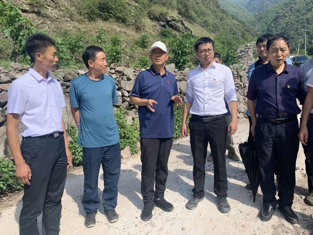 马廷贵督导检查黄联关镇防汛及地质灾害防治工作