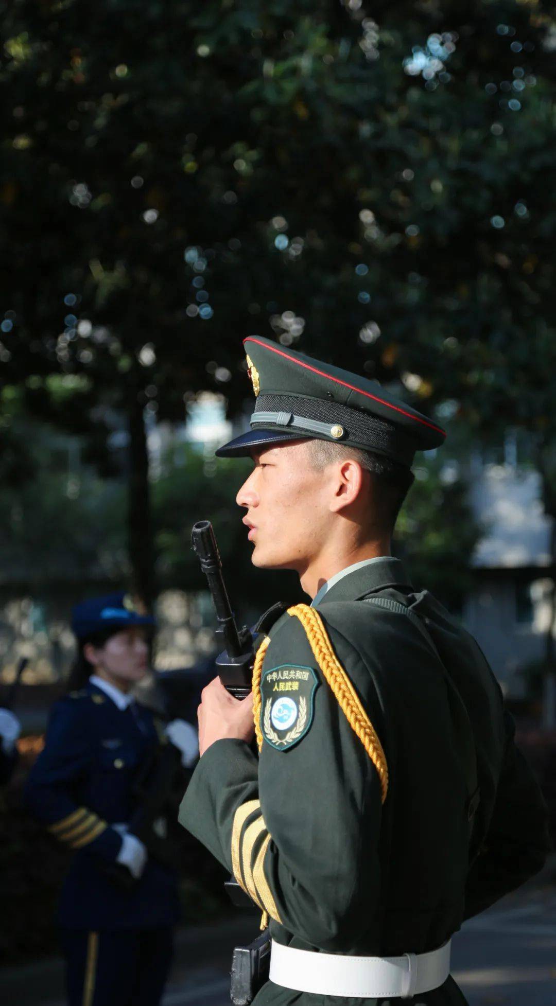 我们是威武的升旗手_国旗护卫队