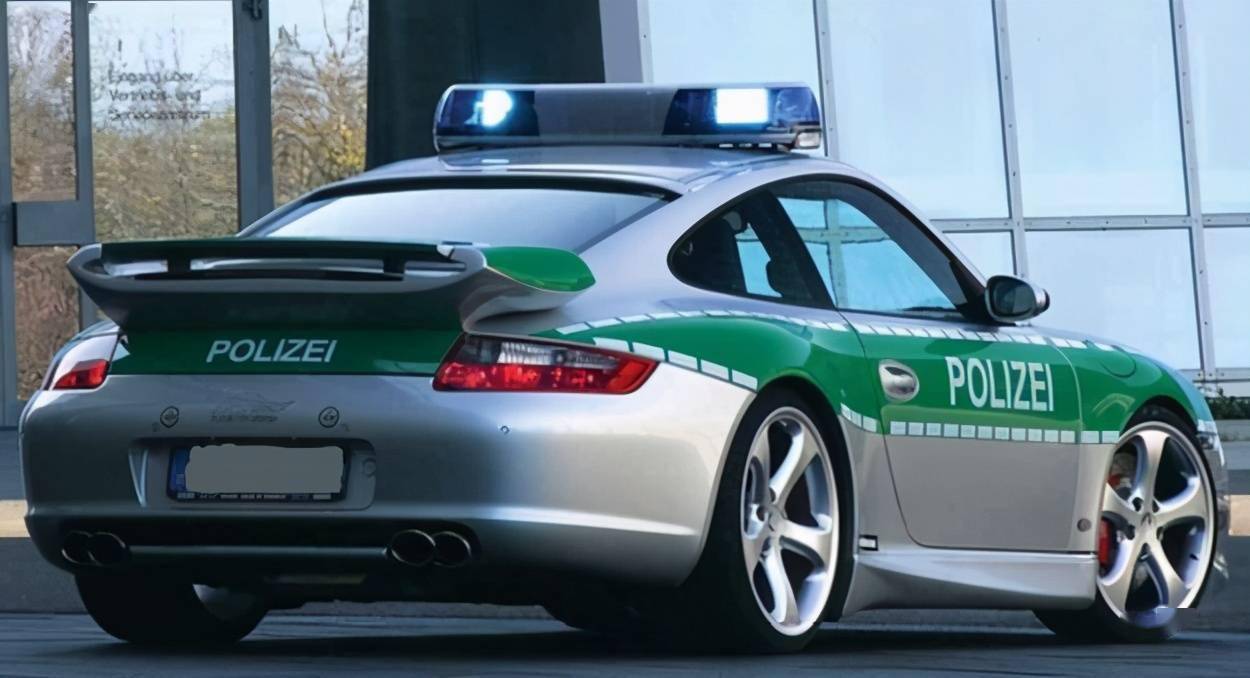 盘点世界上最贵的10台警车,迪拜占一半 保时捷 carrera 911
