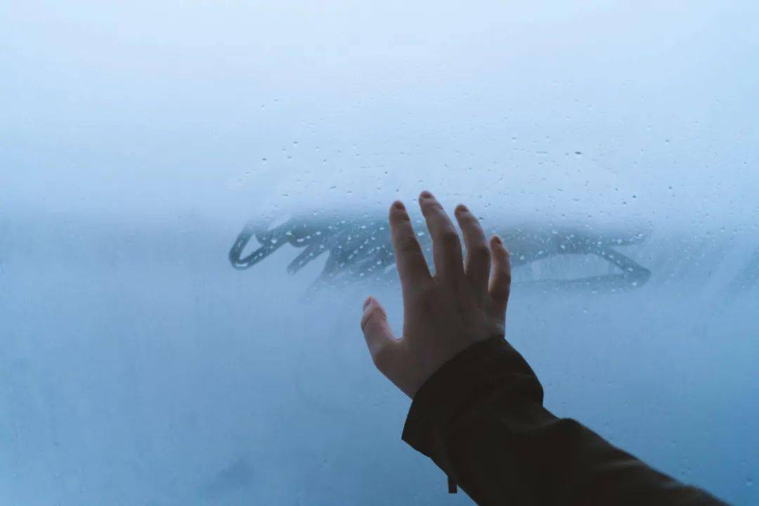 水到绝境是风景,人到绝境是重生