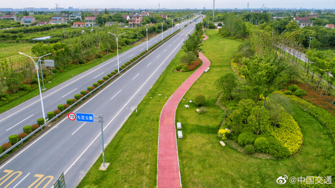 七沈公路,以"精神传承,使命永恒"为主题,是嘉兴党建引领美丽乡村精品