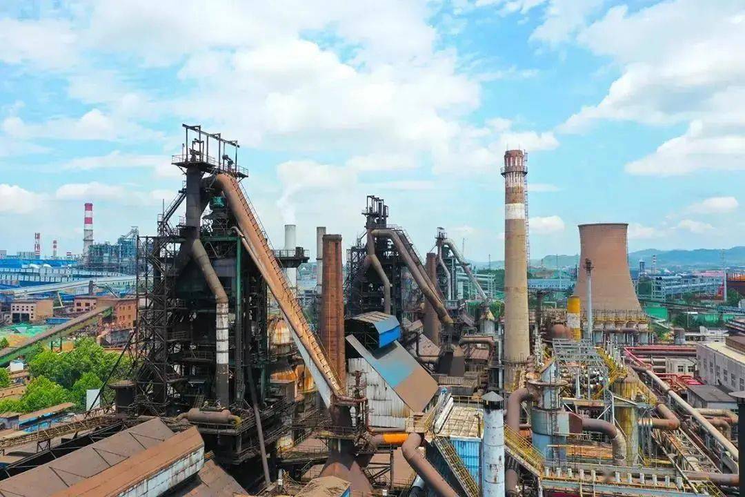 山钢莱芜分公司炼铁厂1号1080m06高炉宣告退役曾为齐鲁第一炉