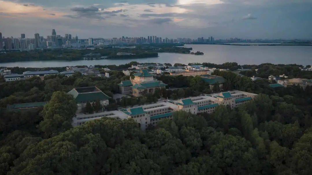 武汉大学2021年新生群来啦!