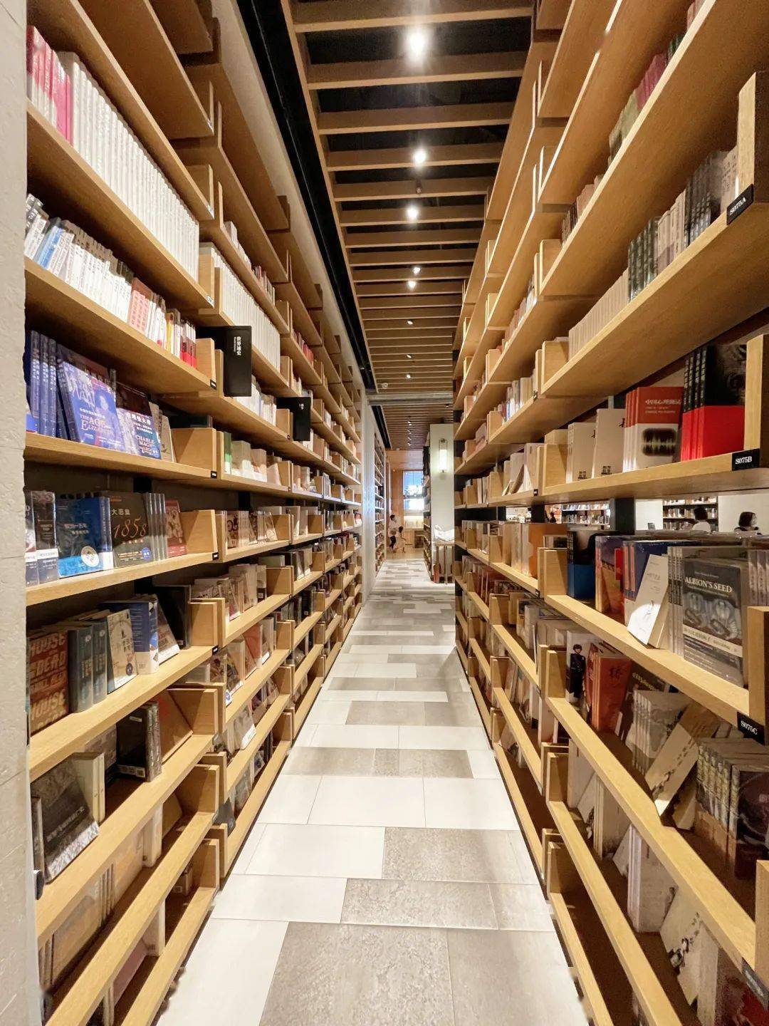 探店第二站丨以书之名,赋予生活美好_三联书店