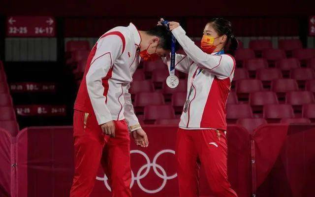 中国乒乓球混双憾失金牌:既要关注输赢,更要超越输赢| 新京报快评