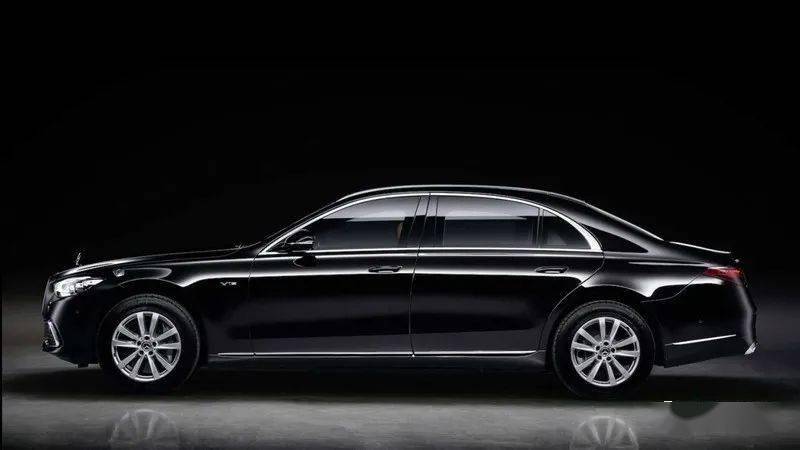 为挡子弹而生mercedesbenzs680guard4matic防弹车现身