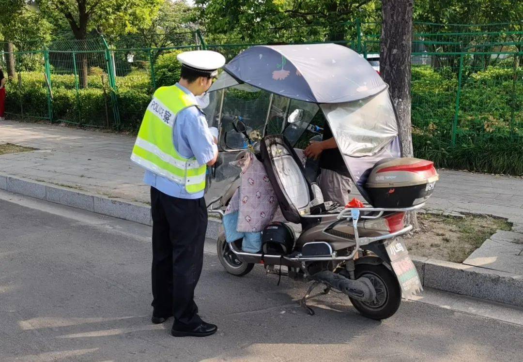 速看淮北交警严查电动车