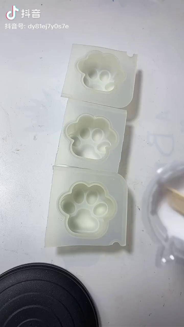 糖果色的猫爪滴胶滴胶手工滴胶手工制作