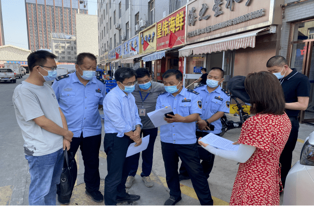 银川市市场监督管理局兴庆区分局丽景街市场监管所坚决打赢疫情防控