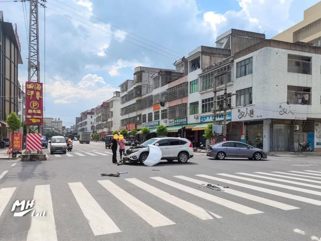 简讯| 普宁赤岗陈厝寨路口发生一起交通意外