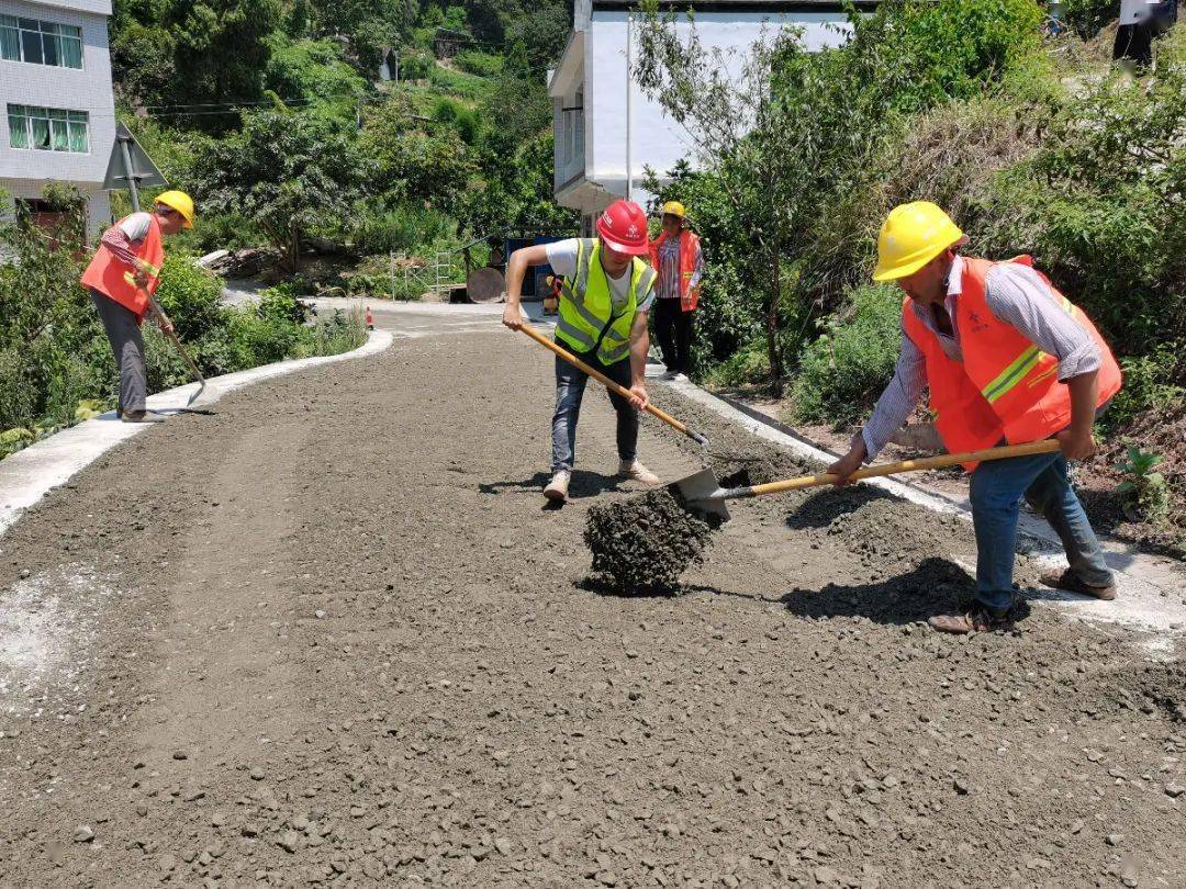 全市农村公路改造将于10月底完工