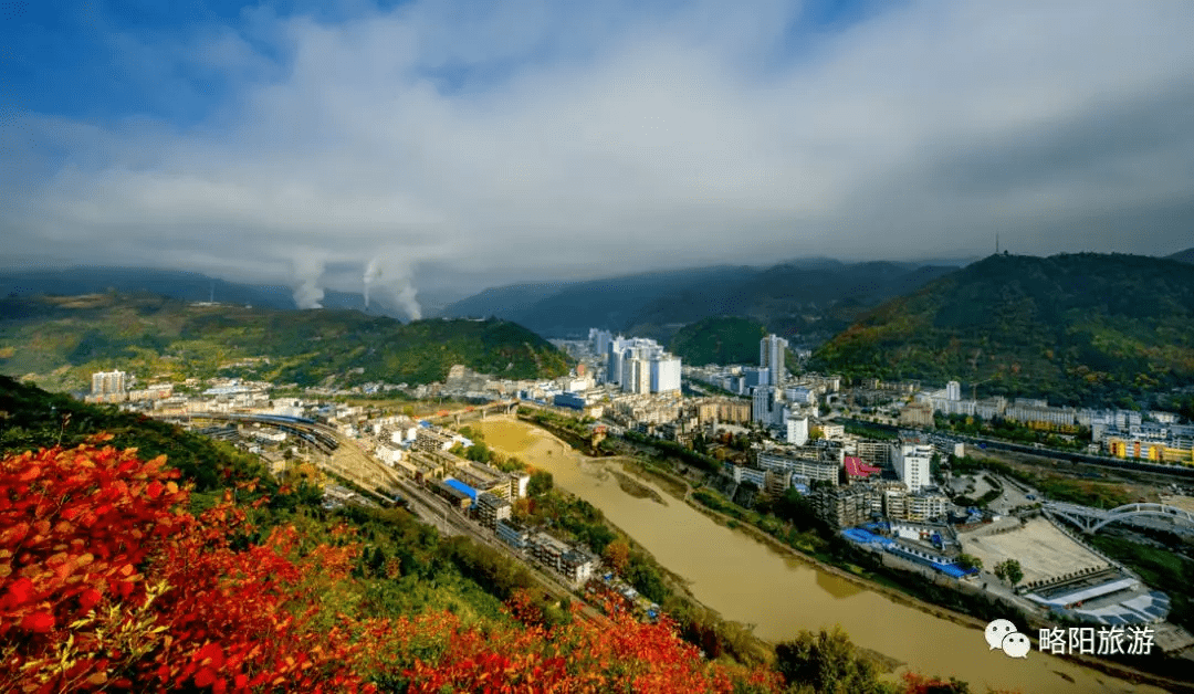 略阳县城全景