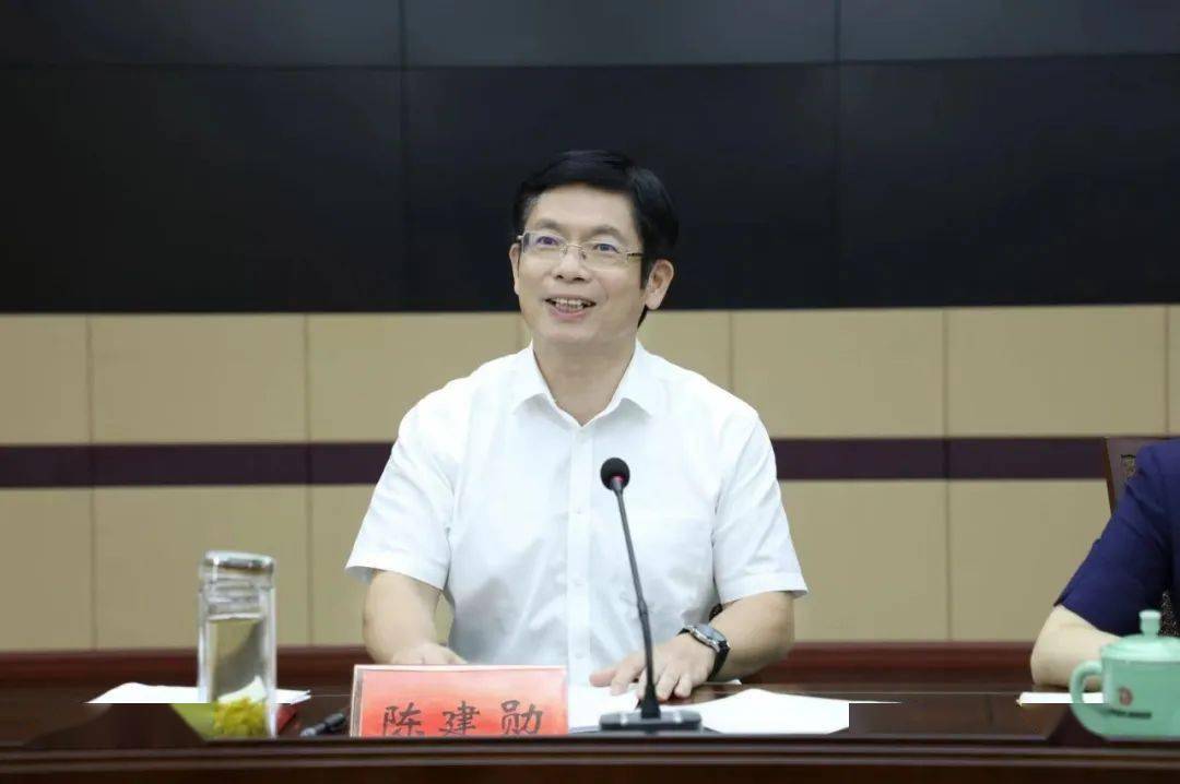 陈建勋专题调研教育工作:以立德树人为根本 办好人民满意的教育