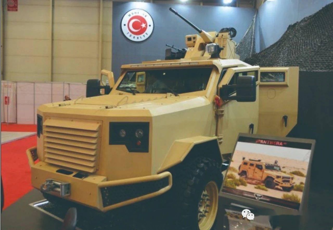回顾2017年土耳其国际防务展-3_轮式装甲车