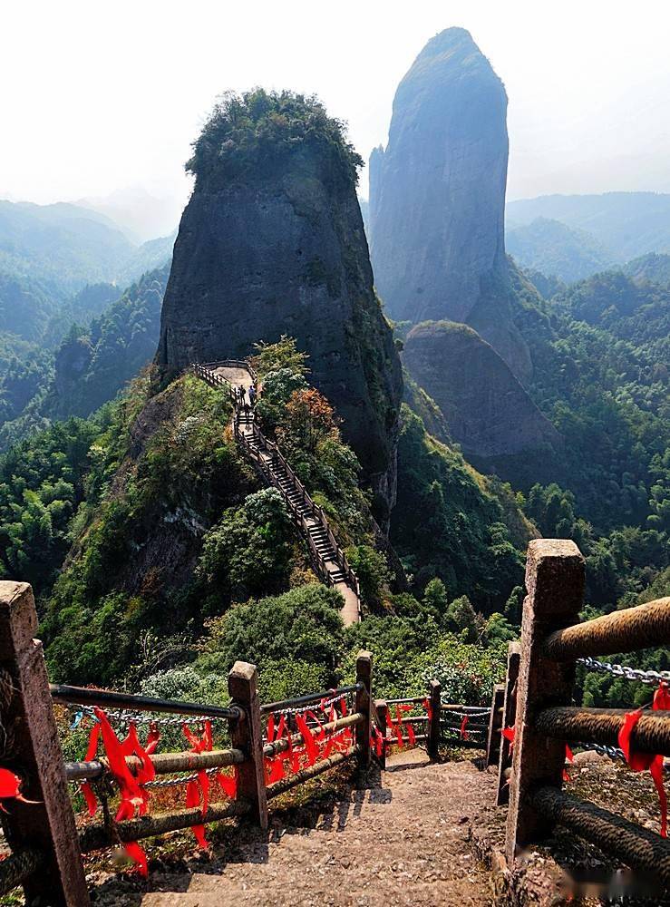 邵阳崀山风景名胜区旅游攻略之蜡烛峰.