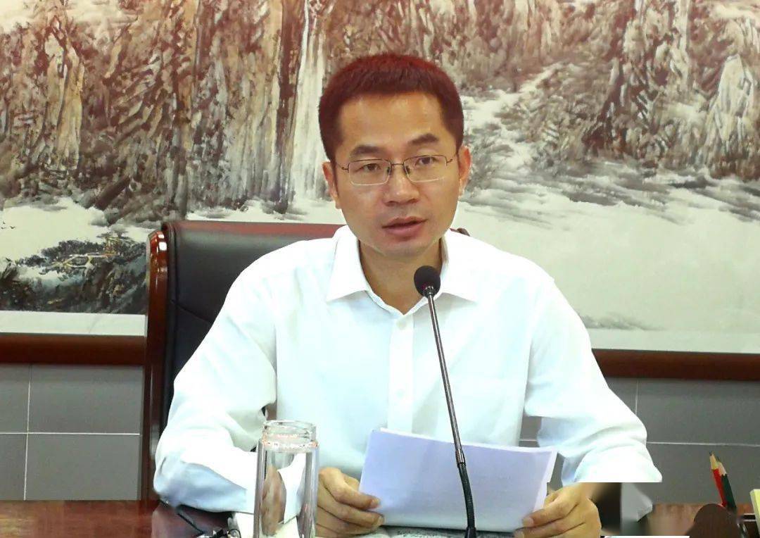 【要闻】县委副书记 代县长王高锋主持召开县政府2021