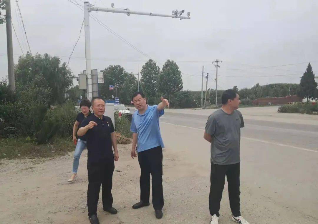 施工期间,市委,市政府主要领导十分重视,市委主要领导亲自部署安排