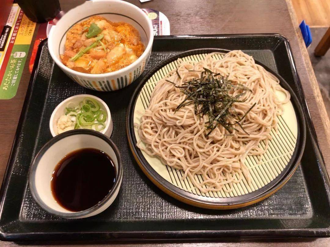 日本的荞麦面,比拉面更能代表日本的面食