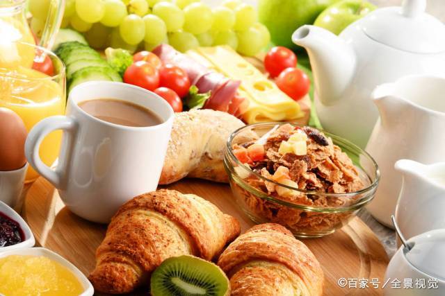 肝脏|若脚上出现3个信号,肝已“脆如纤维”,尽早自查,切勿不可逆!