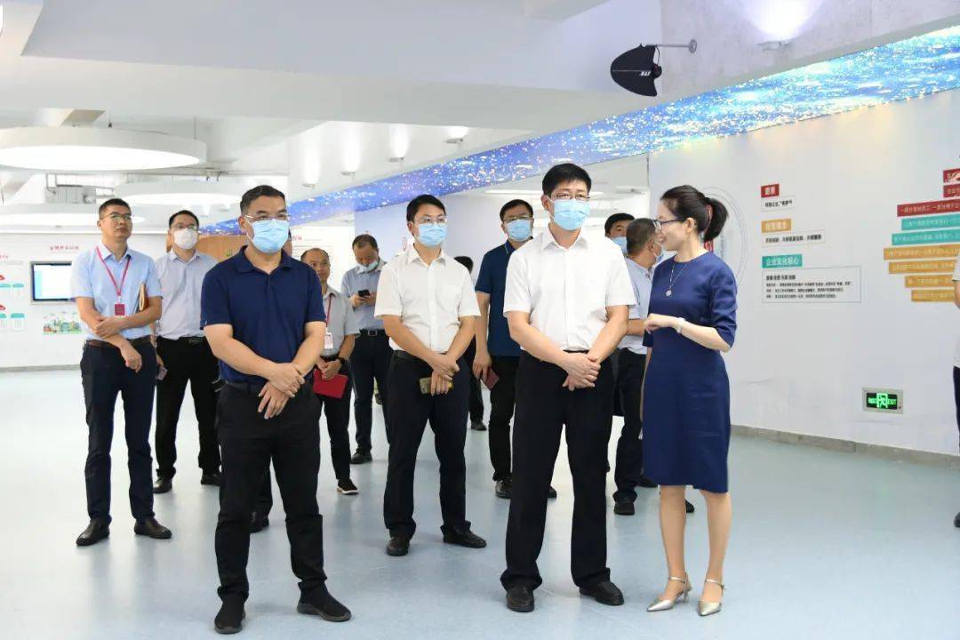 文一行莅临高新区考察调研,区党工委书记魏邦仲,管委会主任樊学双陪同
