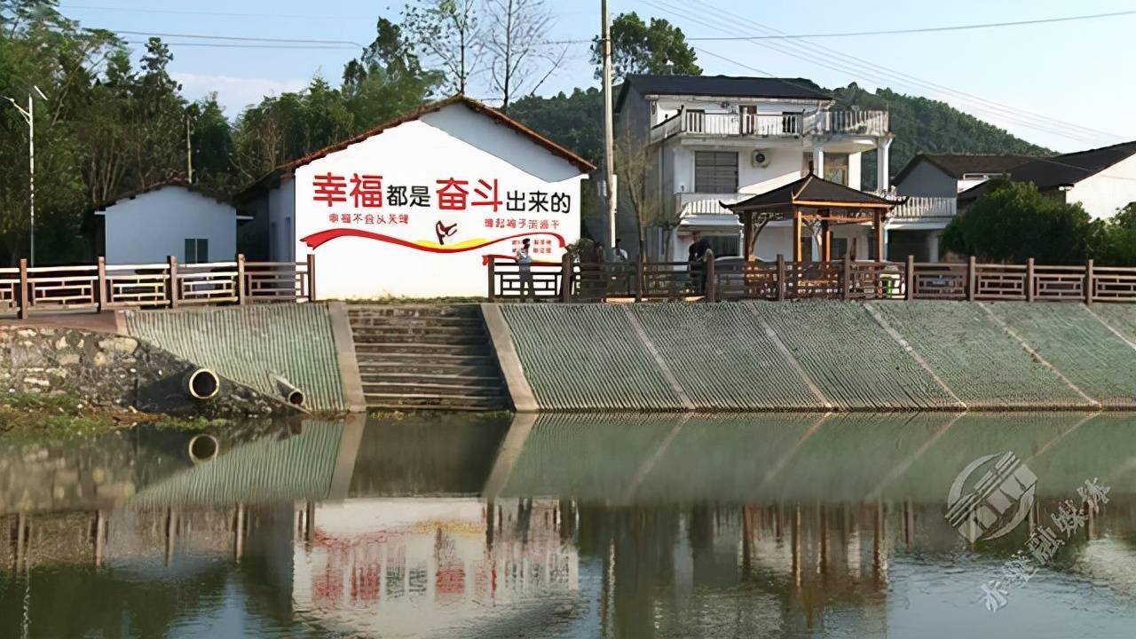 赤壁市城发集团打造"生态宜居"示范村 助力乡村振兴