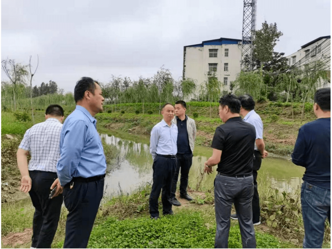 开封市环境攻坚办领导率队调研杞县水污染防治工作