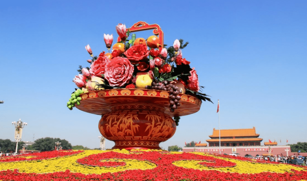 今年国庆天安门广场花坛 还是这位南宁人设计