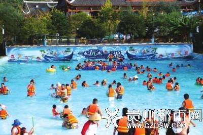 剑河仰阿莎温泉小镇:"水上乐园"受青睐