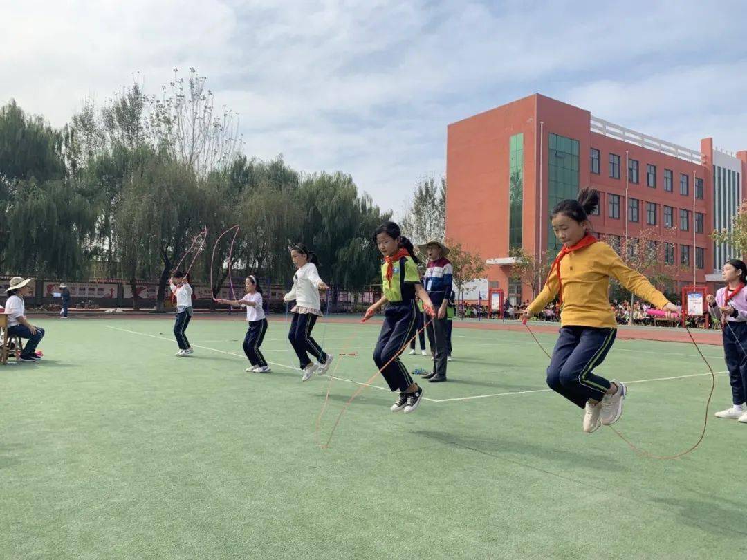 葛沟中心小学秋季阳光体育节暨秋季田径运动会圆满举行