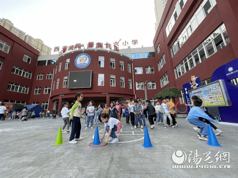 落实五项管理中的"健康管理,西安市浐灞第十六小学在课后服务时段