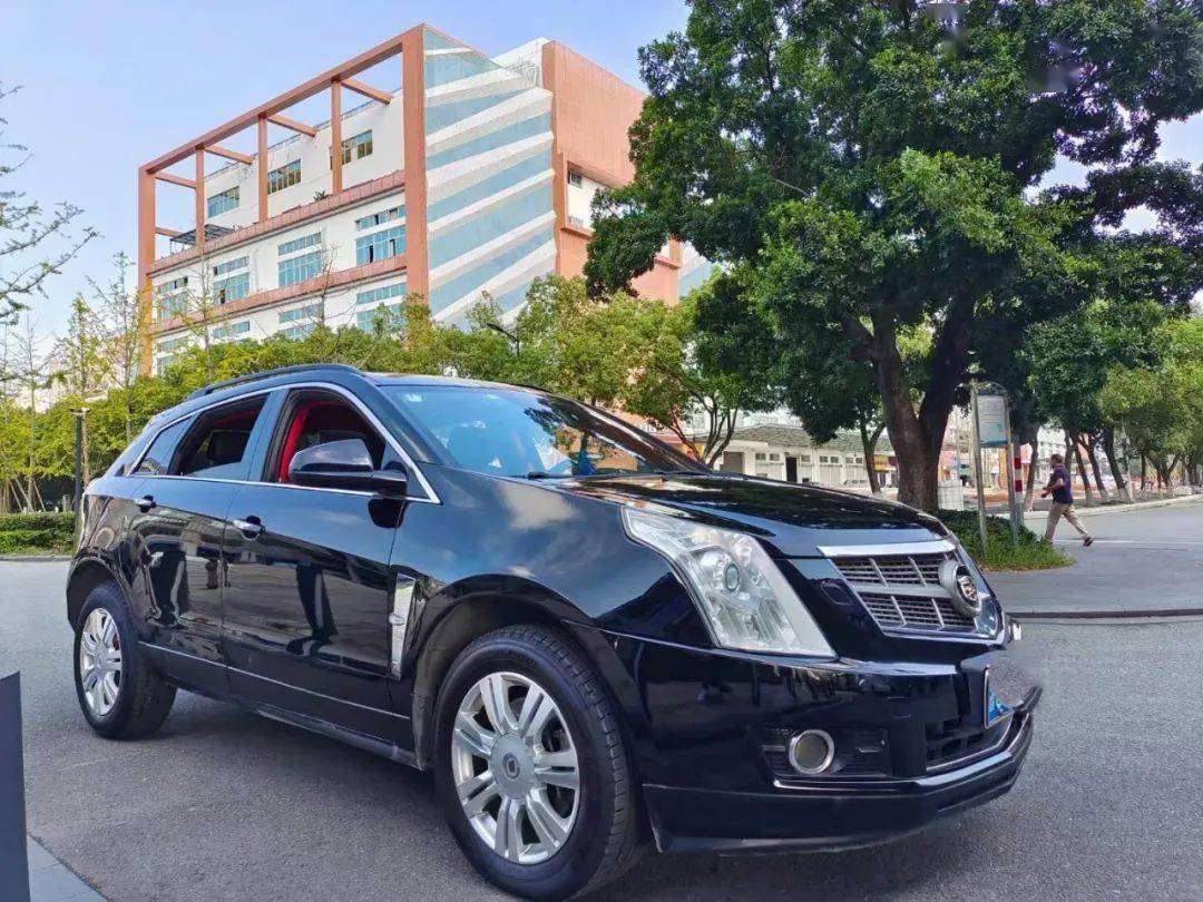 2012年 凯迪拉克srx 3.0l v6