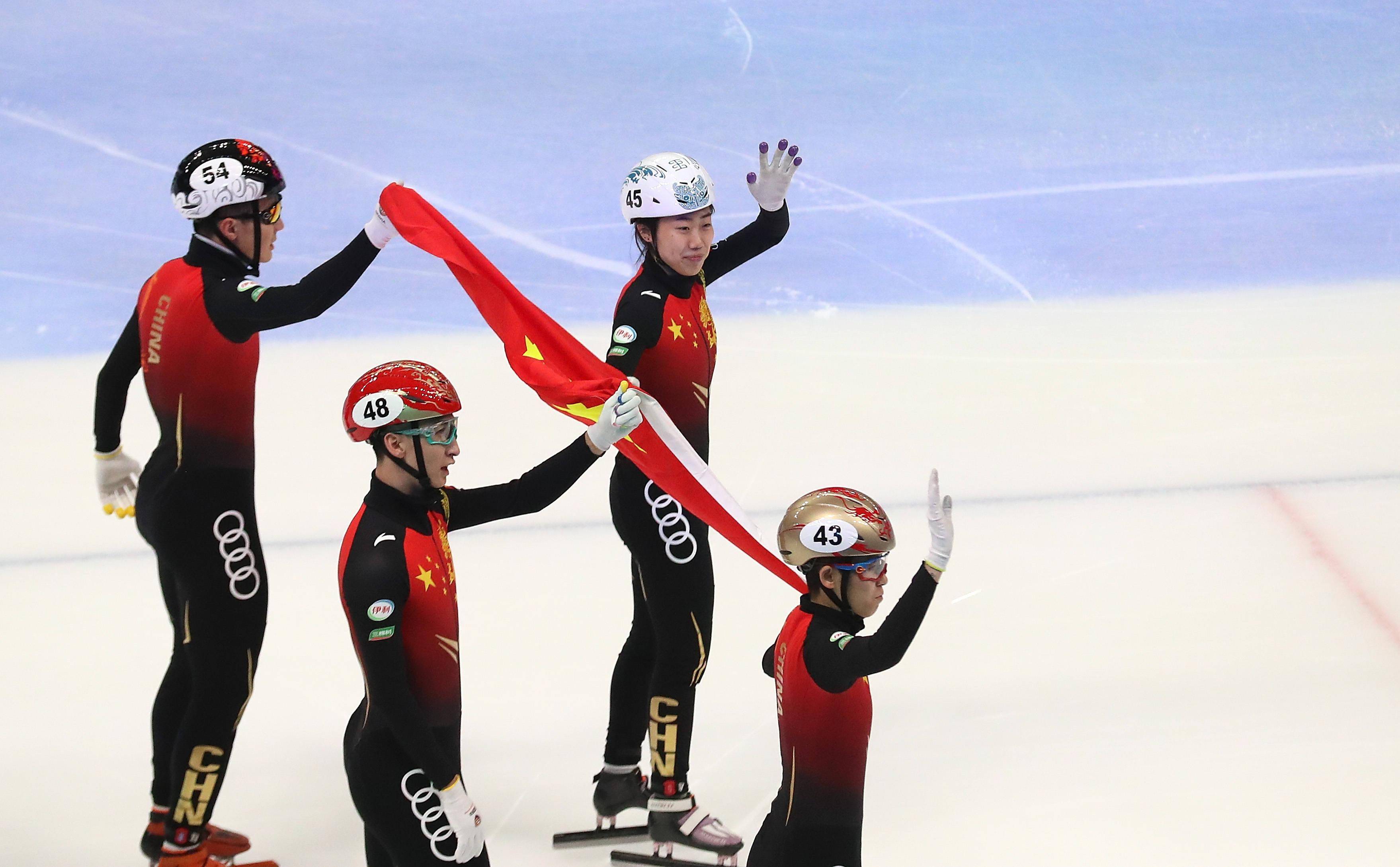 短道速滑——世界杯北京站:中国队夺得2000米混合接力冠军