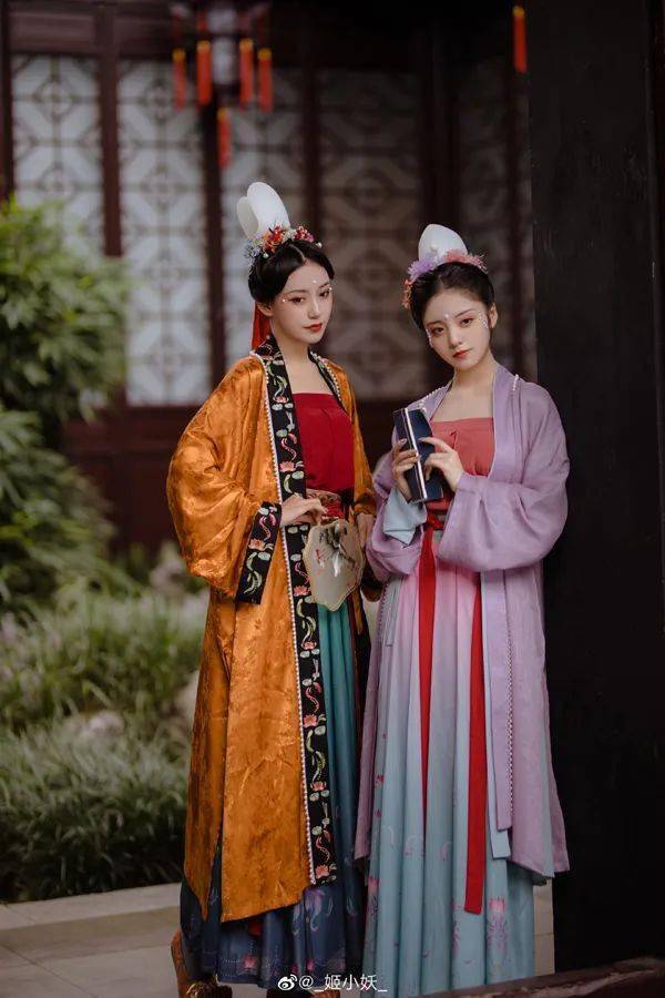 小意头小心头独占鳌头圣微四月九井宴风采依然您中意的美女cp还有谁