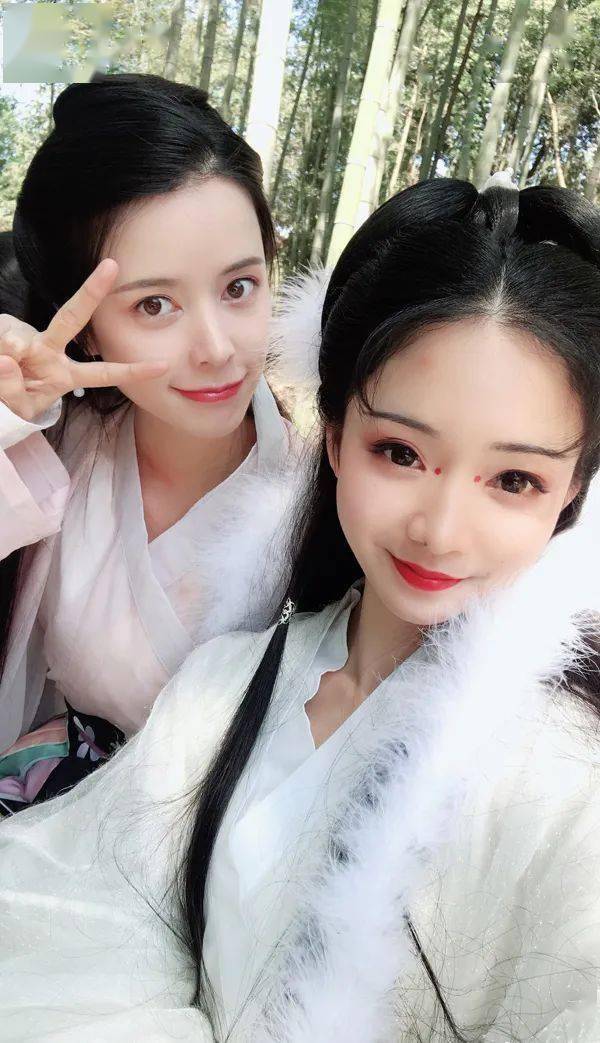 小意头小心头独占鳌头圣微四月九井宴风采依然您中意的美女cp还有谁