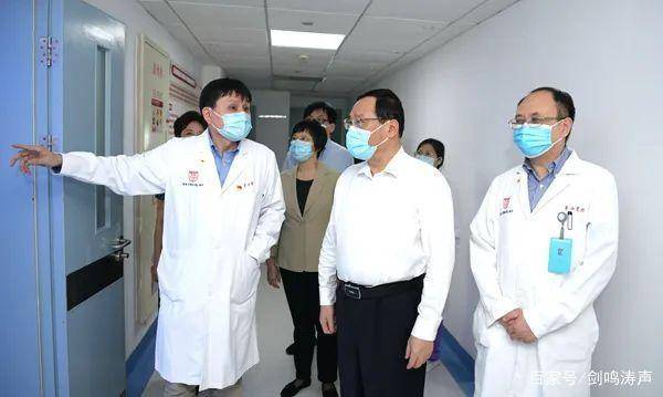 上海最新台风消息18号_上海疫情最新发布会_上海疫情的最新消息