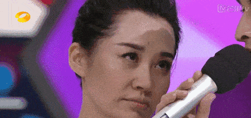 就连小她20多岁的小鲜肉华晨宇,张翰都被她拿捏的