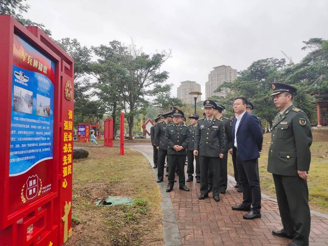 县人武部部长鲁绍荣,县委常委,县人武部政委郭毅置,县委副书记郑炎山