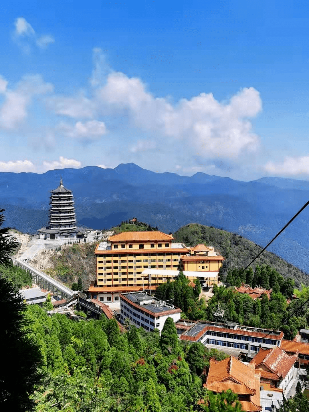 深耕文旅集群发展新罗首家民营文旅集团溪谷文旅集团揭牌成立