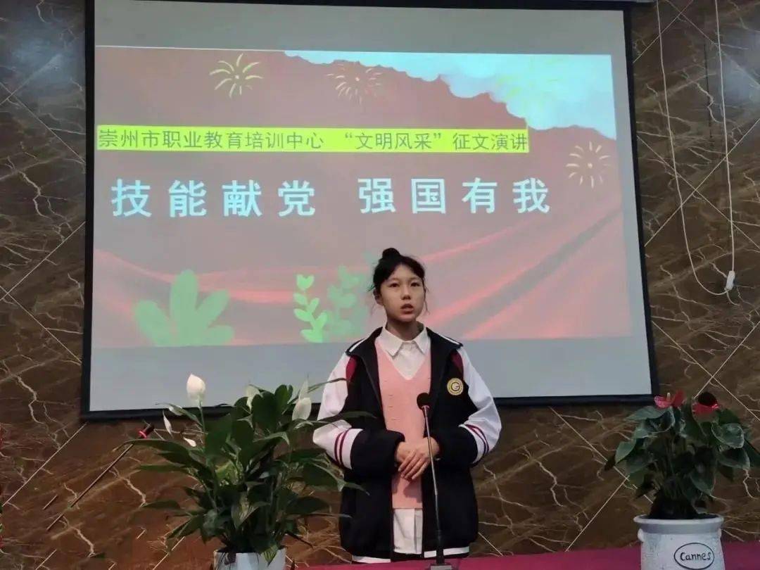 刘倩,王彩钰,何宇婷