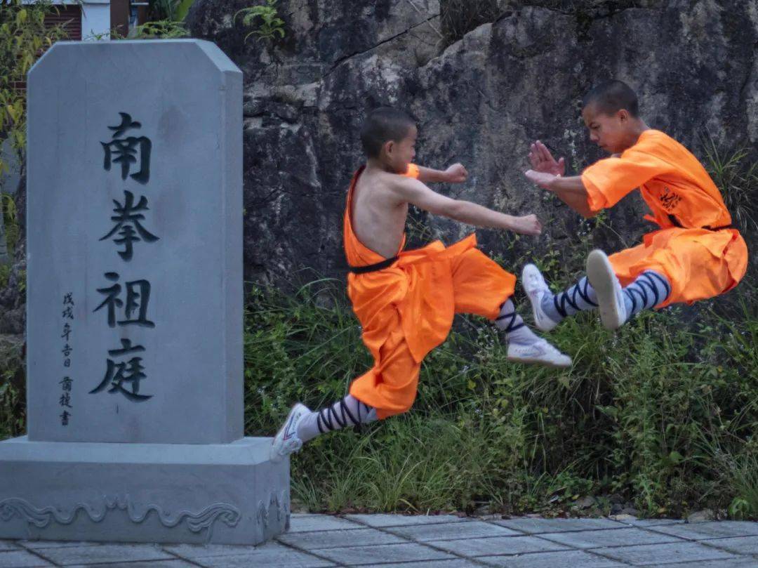 南拳北腿禅武合一自古与北少林齐名南少林武术寺因武显,武以寺名武02