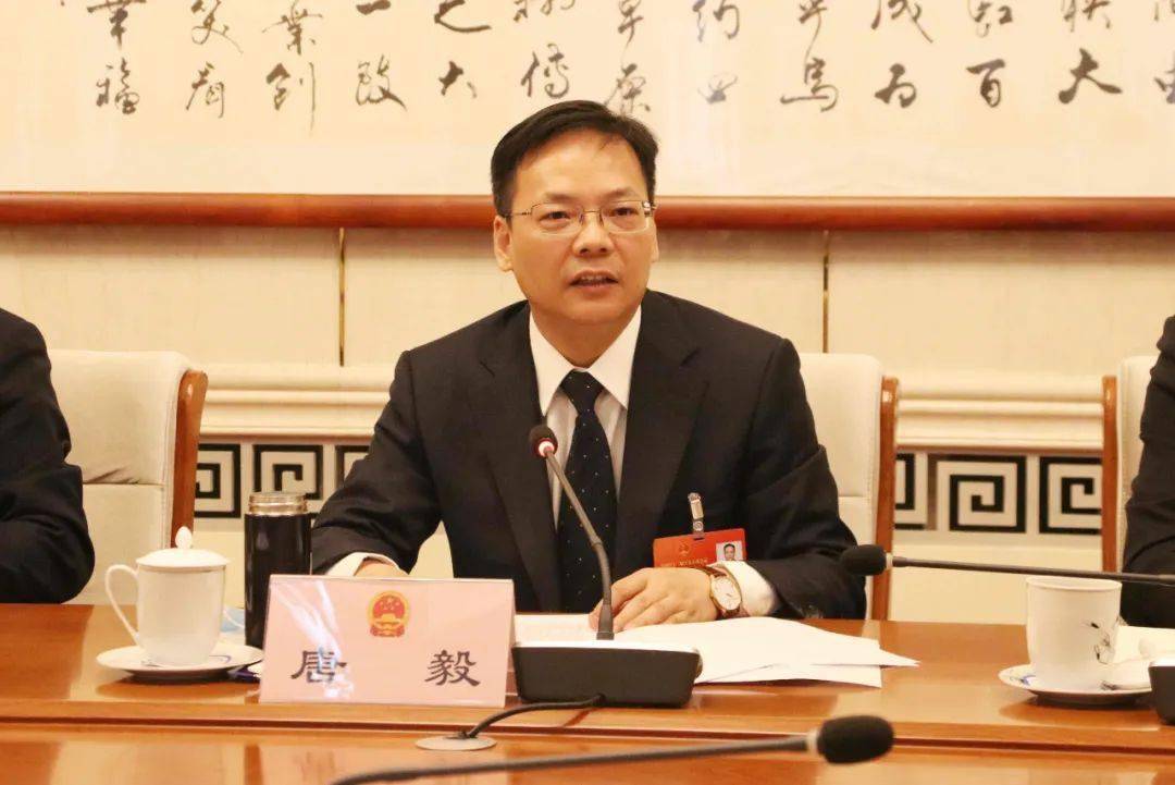 唐毅在乌海市代表团审议政府工作报告时强调 把提出的举措转化为行动