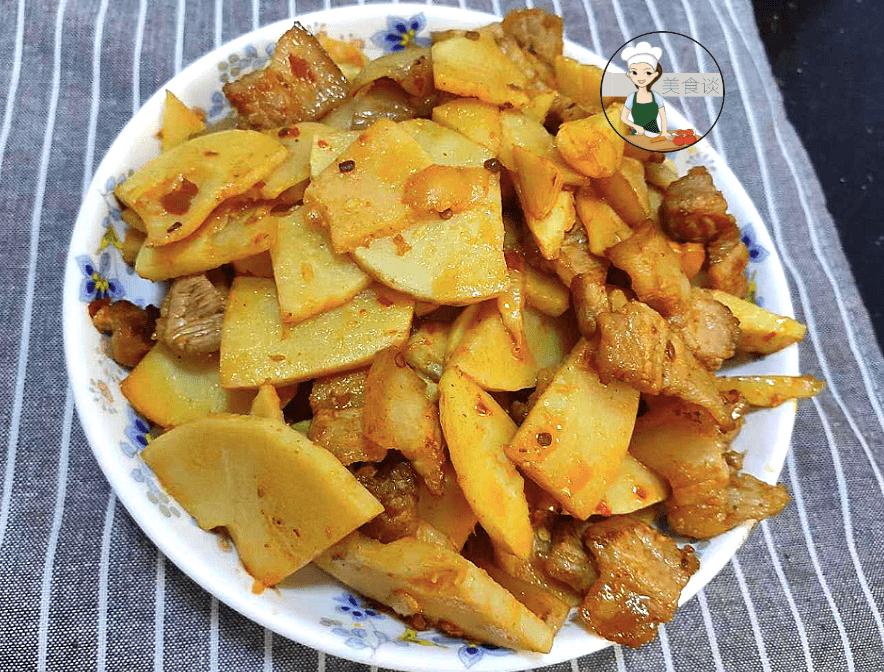 下锅|1月最鲜美的菜,遇到别错过,炒五花肉实在太香了,现在吃正当季