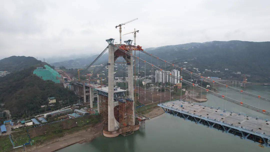 郭家沱长江大桥预计月底合龙有望今年建成通车
