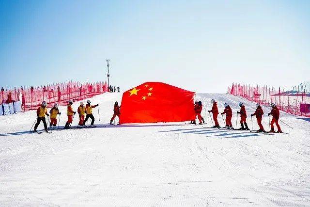 冰天雪地阔一起向未来中国西北冰雪运动发展观察