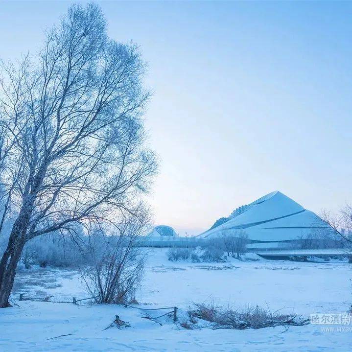 18日下午到夜间主城区阵雪直至22日气温维持较低 多云 天气 日白