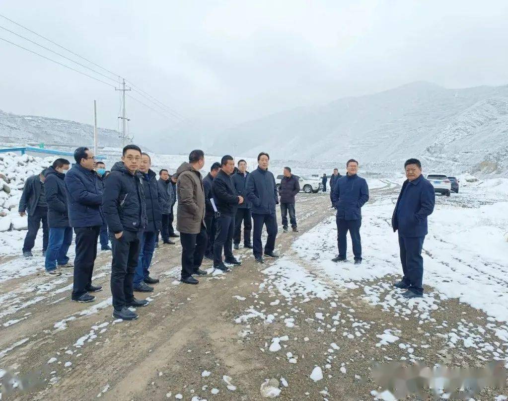 政府副县长王小军带队,县自然资源局,水务局,市生态环境局宕昌分局